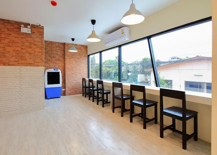 Hotel Oyo 243 The All 3*